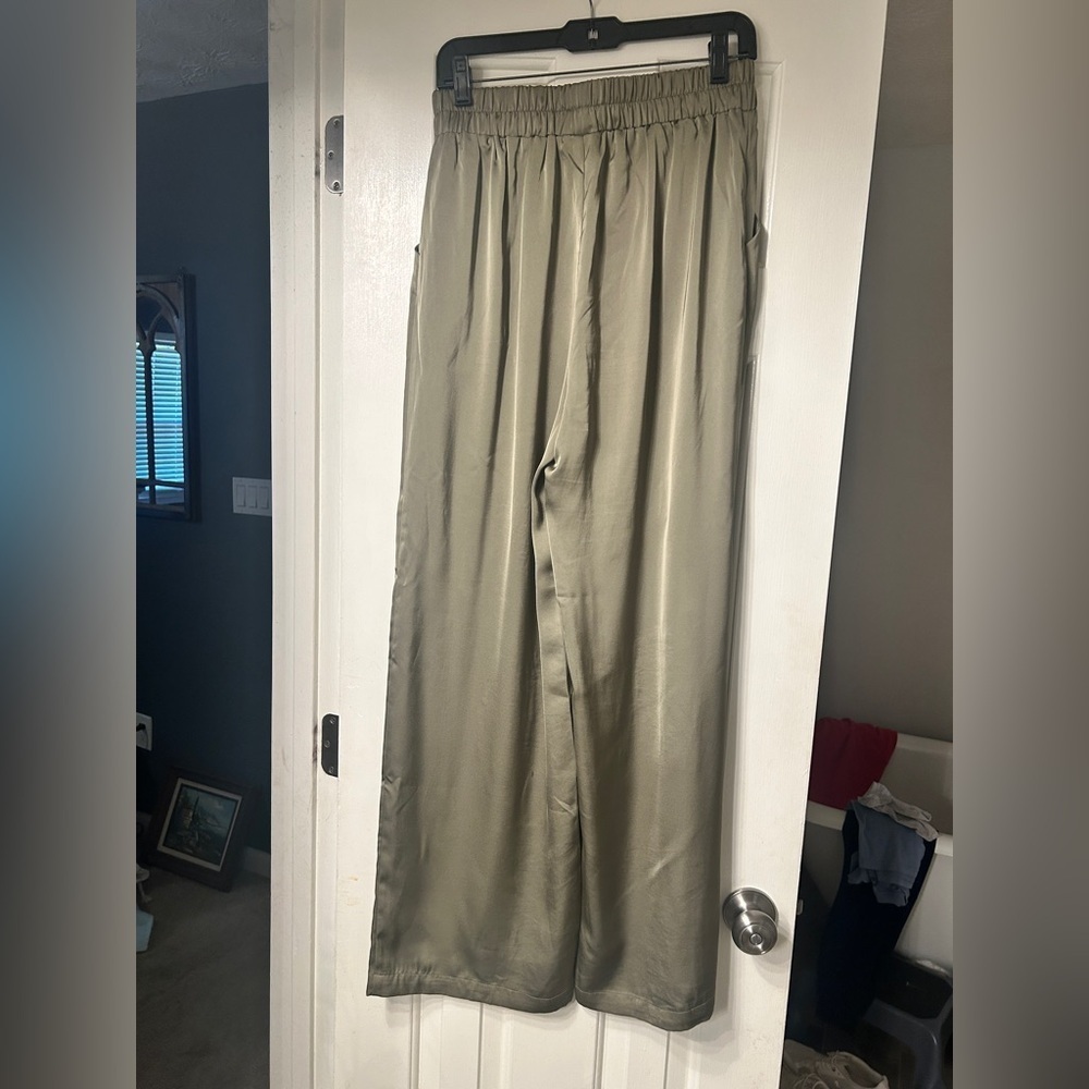 Little Miss Perfect Olive Green Pants Size Large - Picture 8 of 8